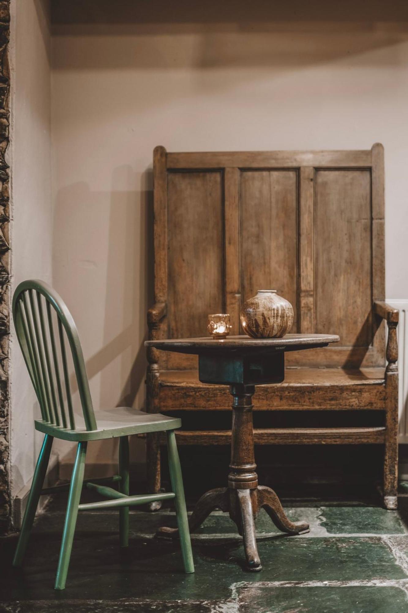 The Hare & Hounds Inn Bowland Bridge Extérieur photo