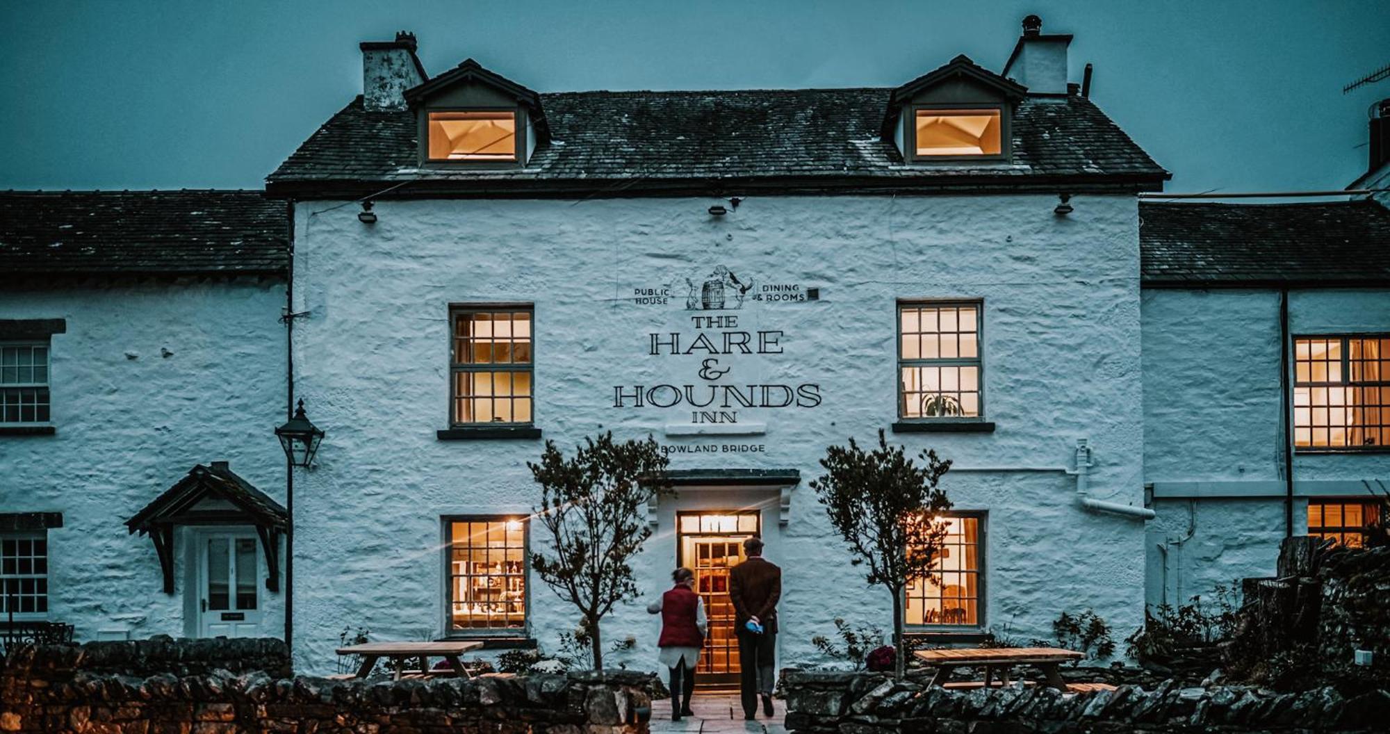 The Hare & Hounds Inn Bowland Bridge Extérieur photo