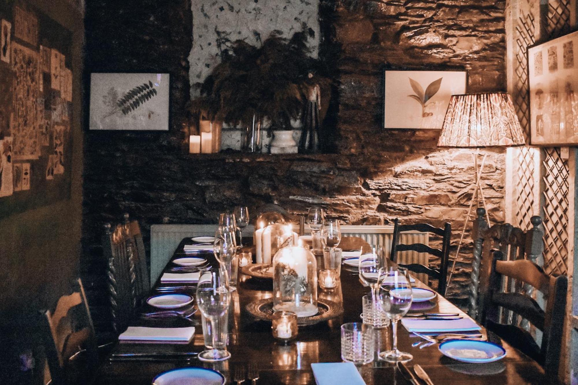 The Hare & Hounds Inn Bowland Bridge Extérieur photo